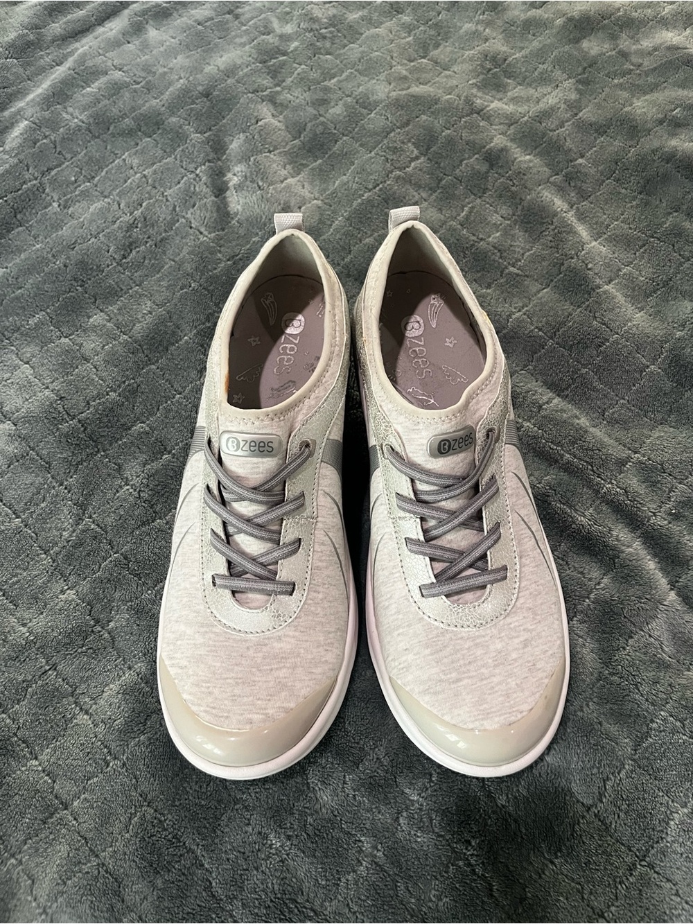 Bzees Women's Light‎ Gray Knit Athletic Sneakers